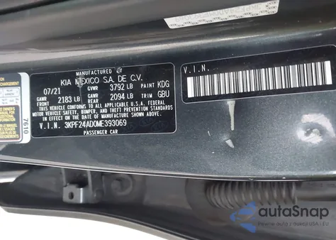 2021 Kia Forte Lxs z USA, uszkodzony, nr VIN 3KPF24AD0ME393069